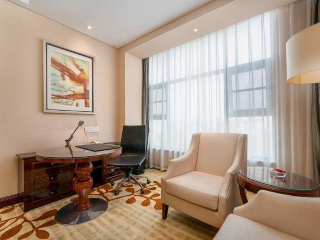 Argyle Hotel Chengdu Exterior photo