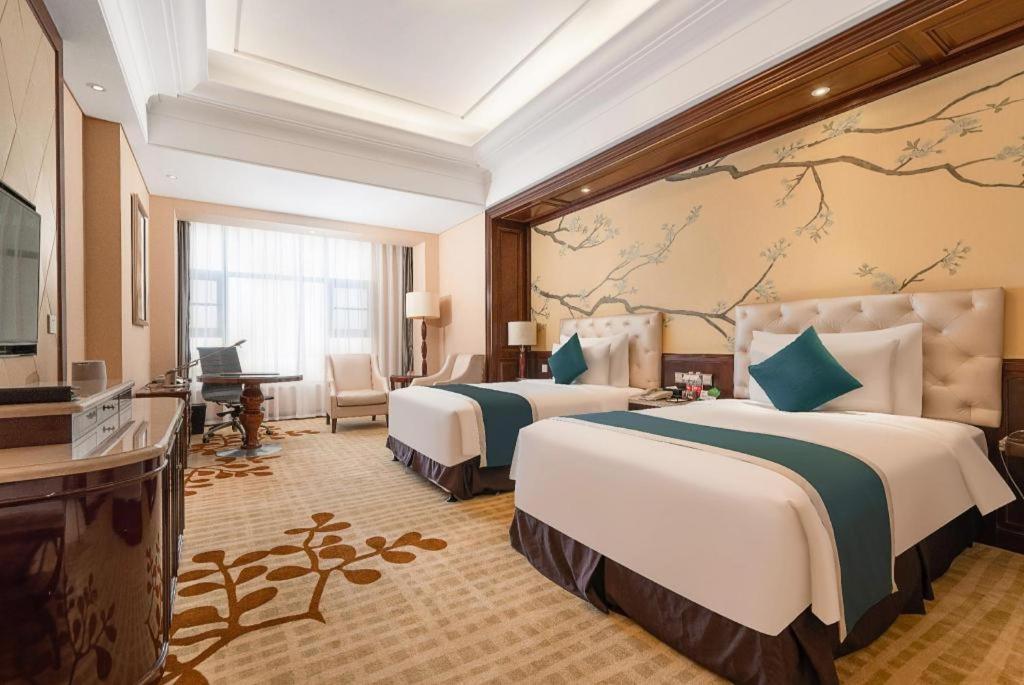 Argyle Hotel Chengdu Exterior photo
