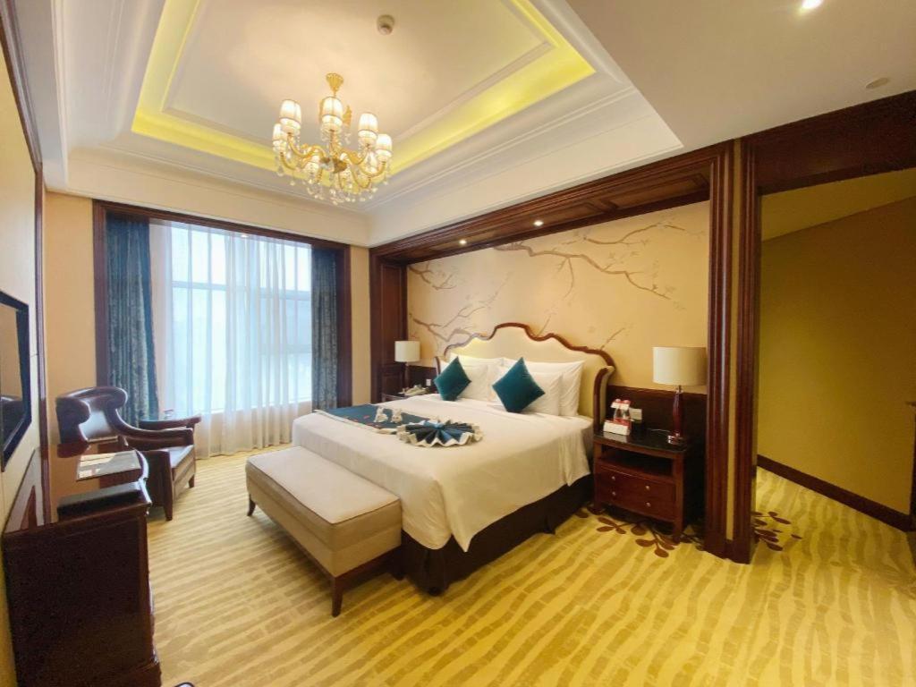 Argyle Hotel Chengdu Exterior photo