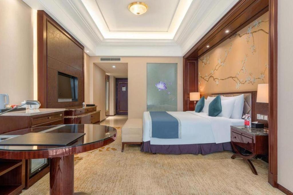 Argyle Hotel Chengdu Exterior photo