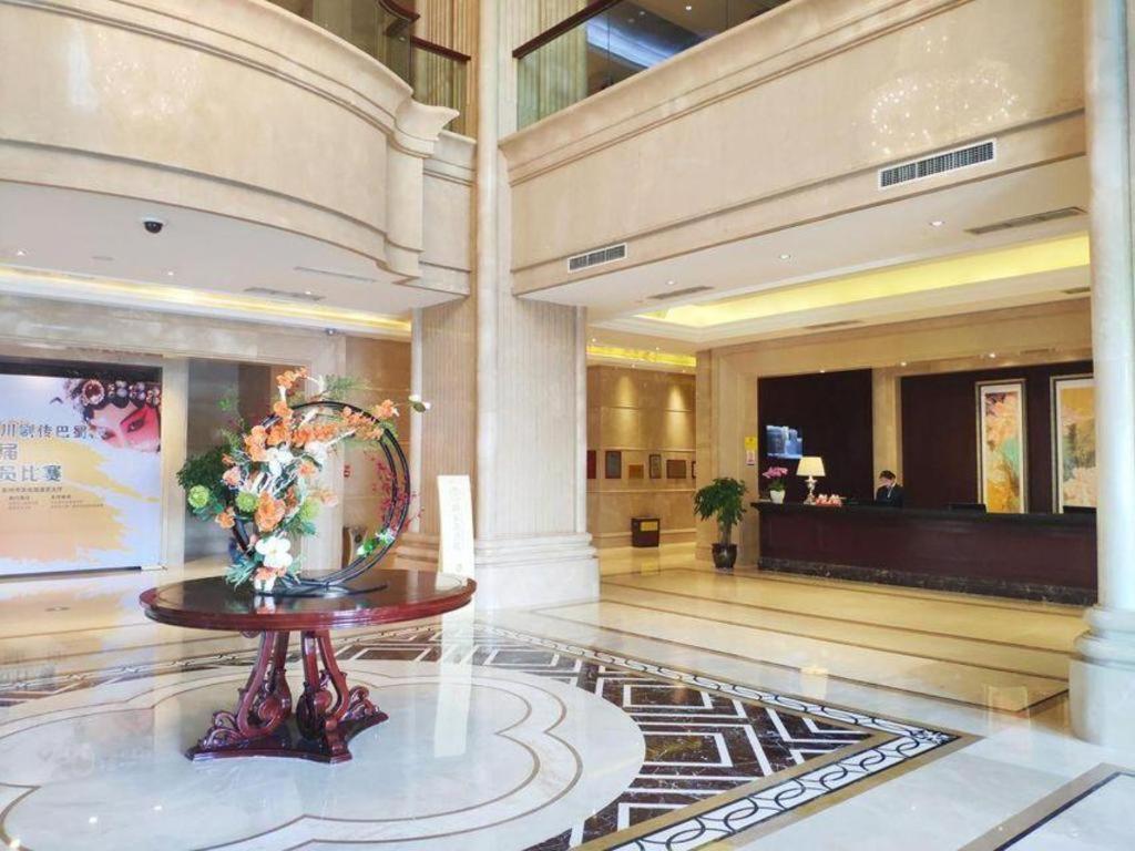 Argyle Hotel Chengdu Exterior photo